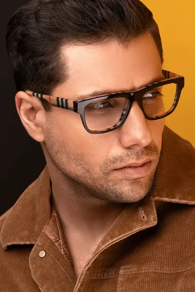 Eyeglasses