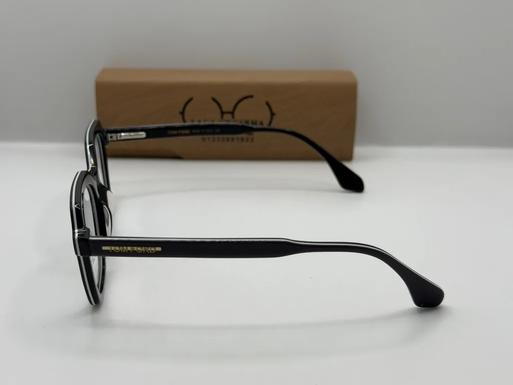 laga-arden-square-full-rim-acetate-eyeglasses-black-03