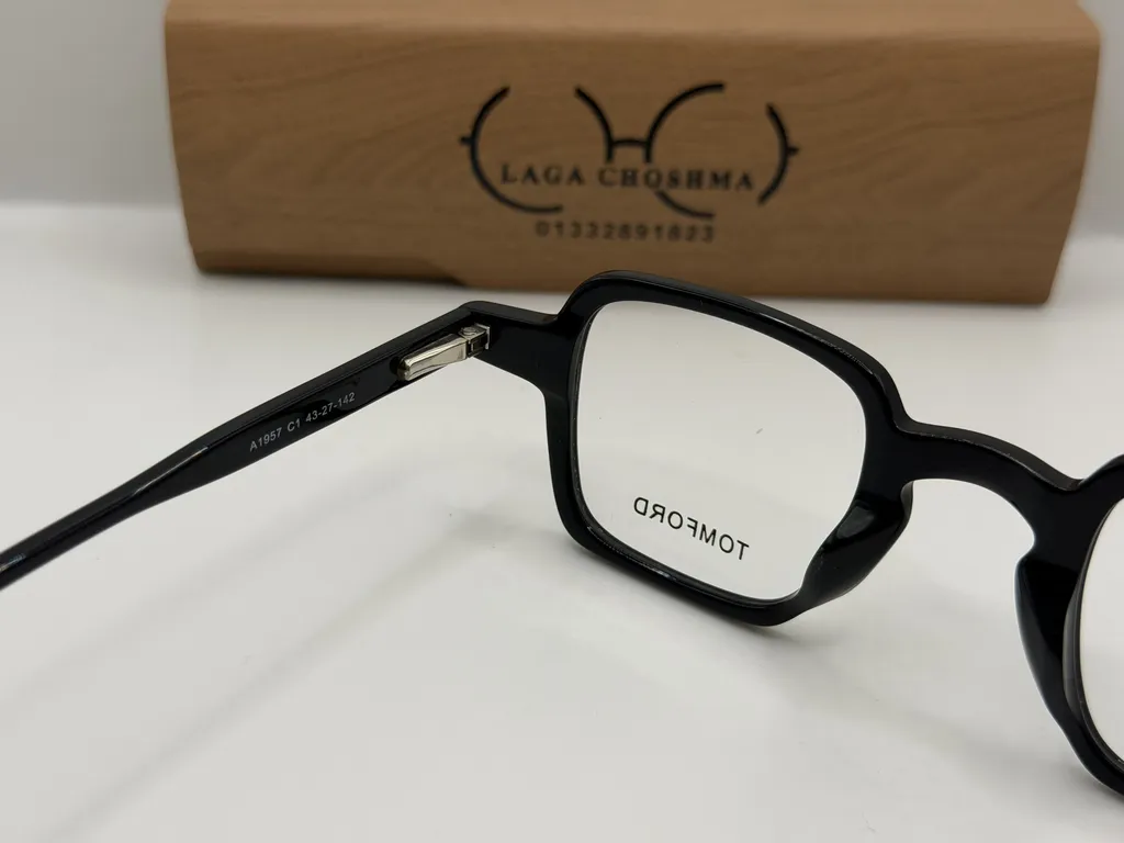 laga-axiom-square-full-rim-acetate-eyeglasses-black-04